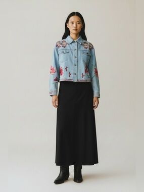 Johnny Was Floral Embroidered Boxy denim bohemian cottage core Jean Jacket Small